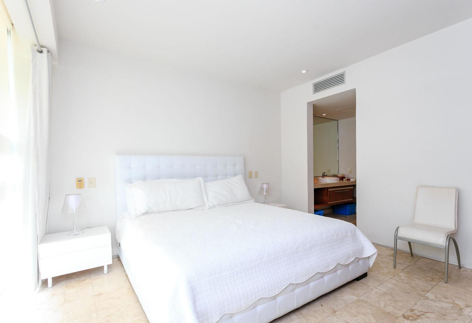 Spacious Magia Steps To The & 5th Ave Apartamento